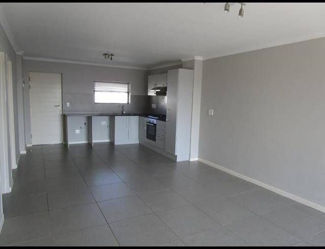 2 BEDROOM APARTMENT FOR SALE IN BURGUNDY ESTATE